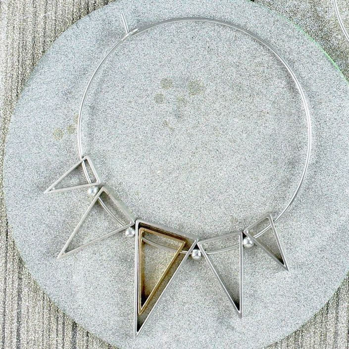 Heliodorus Hoops