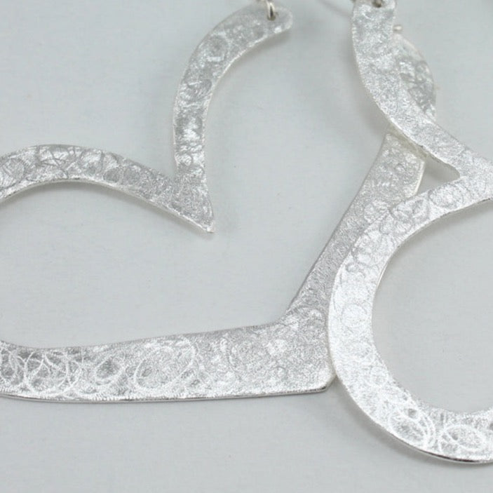 Hollow Hearts Hoop