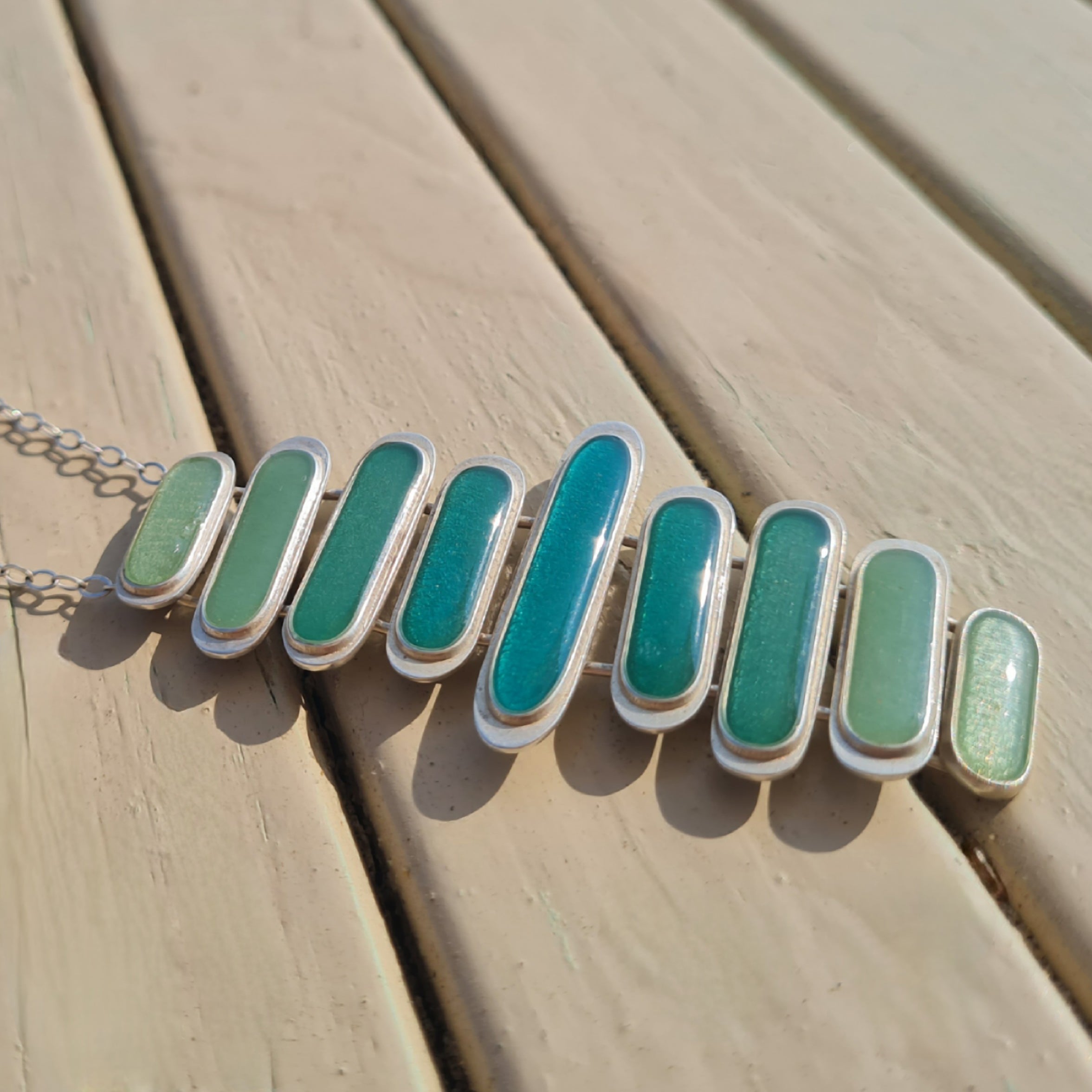 Capsule Hive Pendant