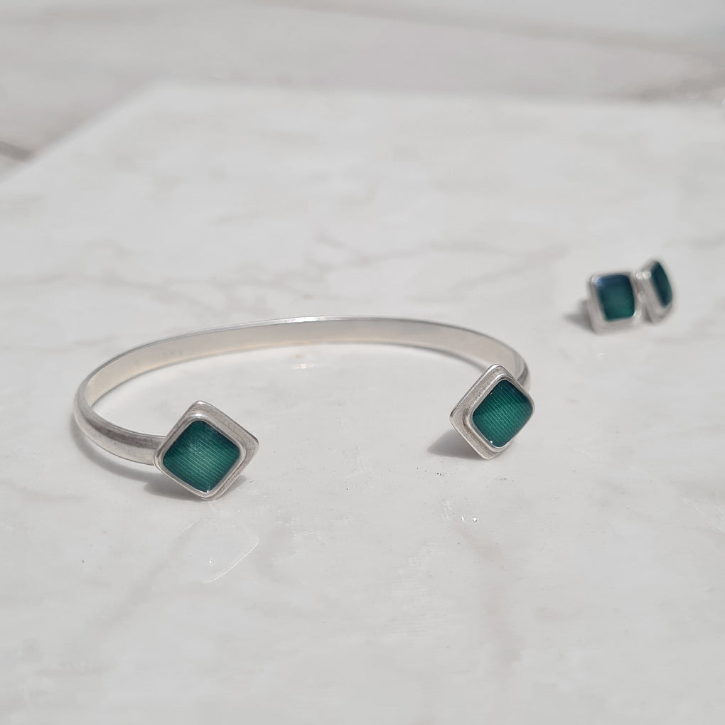 Turquoise is the New Black