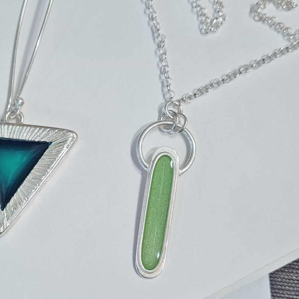 Capsule Simple Pendant